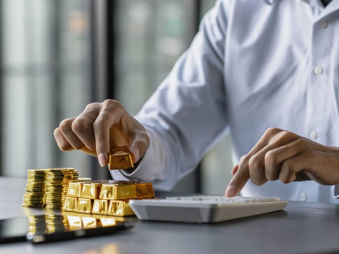 金價崩6％，還會繼續跌？多頭減碼訊號浮現，為何他卻說上車時間快到了...買黃金要賺錢，請先搞懂3件事